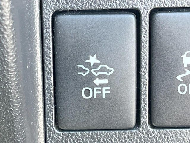 �y�X�}�[�g�A�V�X�g�z���s���ɑO���̎ԗ�����F�����A�Փ˂������Ȏ��͌x��ƃu���[�L�ŏՓˉ���Ɣ�Q�y�����A�V�X�g�B�����S�Ƀh���C�u�����y���݂��������܂��B