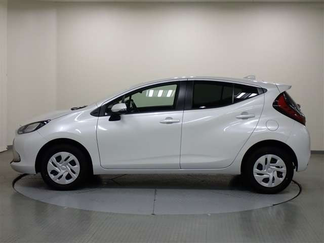 アクア1.5 G E-Four 4WD