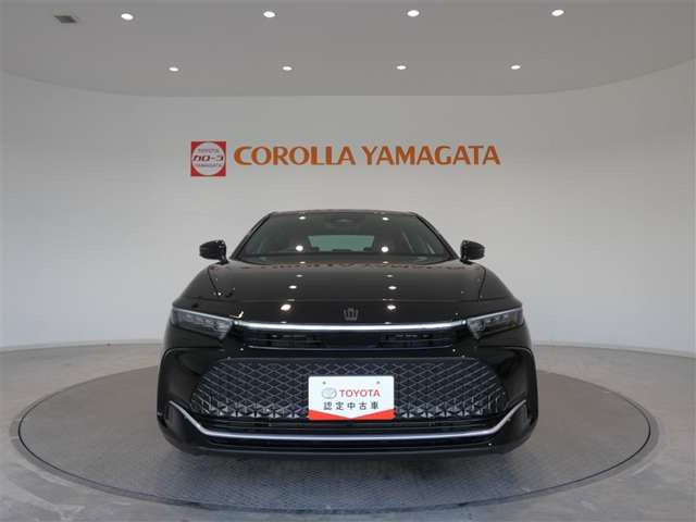 クラウンクロスオーバー2.5 G アドバンスト レザー パッケージ E-Four 4WD