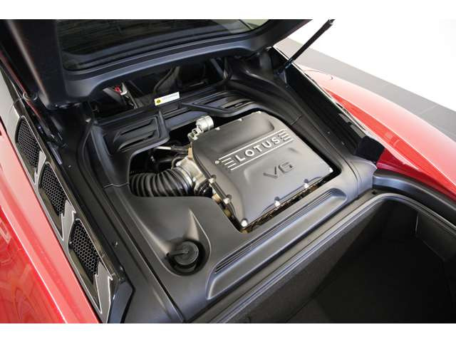 V6�t�@�[�X�g�G�f�B�V�����̈׃~�b�h�V�b�v�ɓ��ڂ����̂̓X�[�p�[�`���[�W���[�tV6�G���W���B���]���獂��]�܂ŕ��L������ł���G���W���ł��B