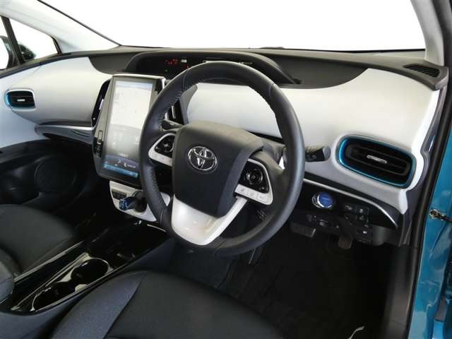 プリウスPHV1.8 A