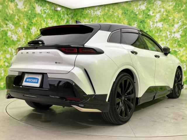 クラウンスポーツ2.5 Z E-Four 4WD