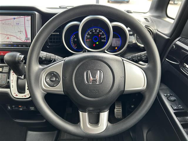 N-BOXカスタムG Lパッケージ 4WD