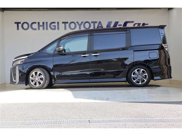 ヴォクシー2.0 ZS 煌