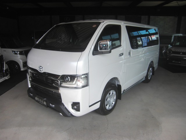 ハイエースバン