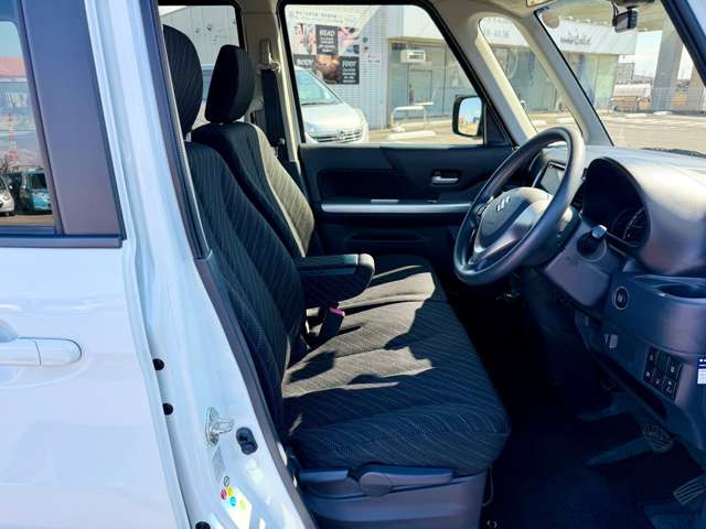 �x�����z�����x����������΁A����ȊO�̔�p�͊|����܂���̂ŁA�����S�������B�������]�i���o�[�Ȃǂ��q�l�̗v�]�Ɋ�Â��I�v�V�������̔�p�͕ʓr�K�v�ƂȂ�܂��B�ڍׂɊւ��Ă͂��₢�������������B