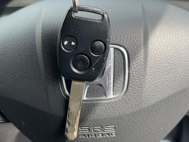 �y�L�[���X�z�������ꂽ�ꏊ����ł��{�^����Ńh�A�̊J���E�{�����ł���̂łƂ��Ă��֗�!�h�A�̌�������ɏ������邱�Ƃ�����܂����