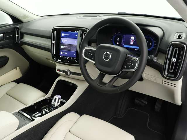 XC40アルティメット B4 AWD 4WD