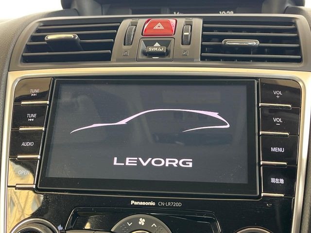 �y�����i�r�z�l�C�̏����i�r�𑕔����Ă���܂��B�i�r�̎g���₷���͂������A�I�[�f�B�I�@�\���[��!�L�����v�◷�s�͂������A�ʋ΂┃�����ȂǕ��i�̃h���C�u���y�����Ȃ�͂���