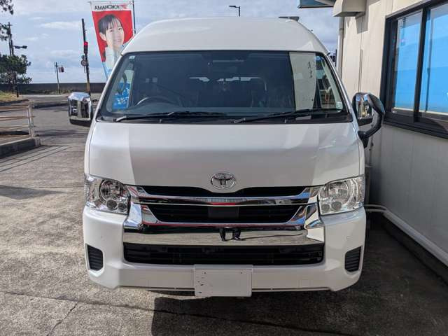 ハイエース2.7 グランドキャビン 4WD