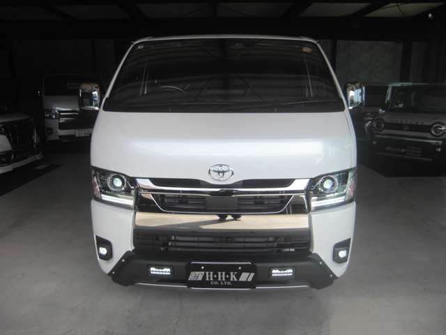 ハイエースバン