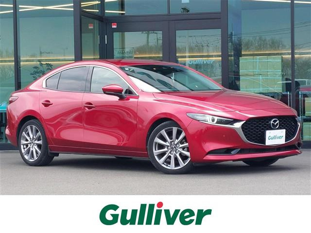 MAZDA3セダン