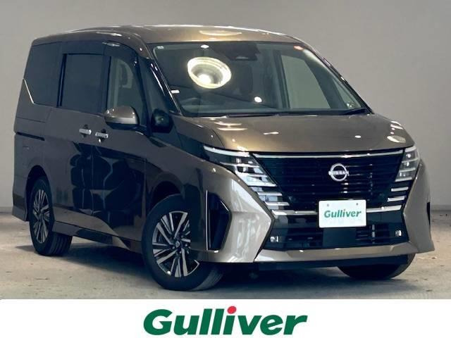 セレナ1.4 e-4ORCE ハイウェイスターV 4WD