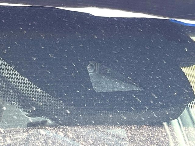 �y�g���^�Z�[�t�e�B�Z���X�z���s���ɑO���̎ԗ�����F�����A�Փ˂������Ȏ��͌x��ƃu���[�L�ŏՓˉ���Ɣ�Q�y�����A�V�X�g�B�����S�Ƀh���C�u�����y���݂��������܂��B