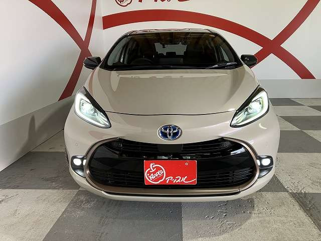 アクア1.5 Z ラフィネ E-Four 4WD