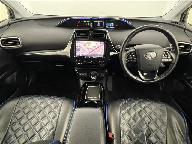 プリウス1.8 S セーフティ プラス ツートーン