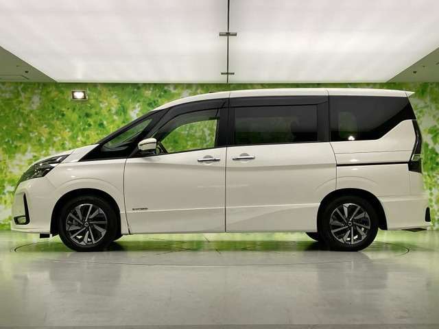 セレナ2.0 ハイウェイスターV