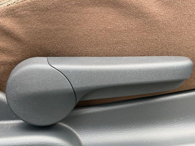 �y�V�[�g���t�^�[�z�V�[�g���ʂ̈ʒu���㉺�ɒ����ł���V�[�g���t�^�[�𑕔��B�啿�ȕ��������ȕ����œK�ȃh���C�r���O�|�W�V�����ŉ^�]�ł��܂��B