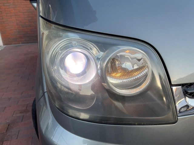 �w�b�h���C�g��e�[�������v&�A���~�z�C�[�����̊e��R�[�e�B���O���I�X�X�����Ă���܂��B�����Y�����̉��΂݂≘���}���A���ꂢ�ȏ�Ԃ������e�i���X���X�ŕۂĂ܂���