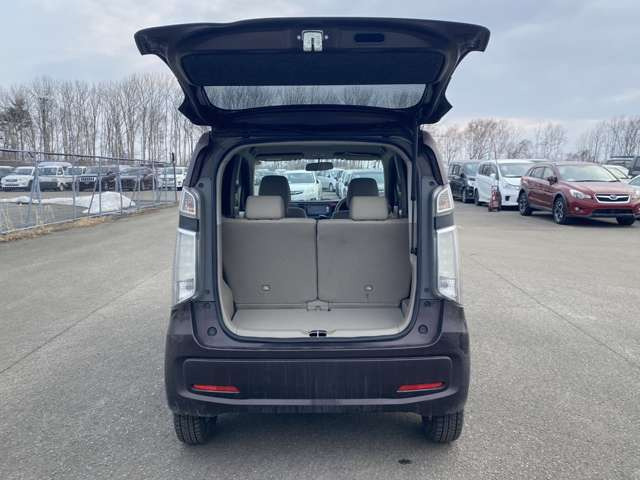 ���X�͎Ԃ̕i���Ɏ��M�������Ă��܂�!�Ȃ̂ŁA���܂��܂Ȋp�x����70���ȏ�̂��ʐ^�ڂ��Ă��܂��B