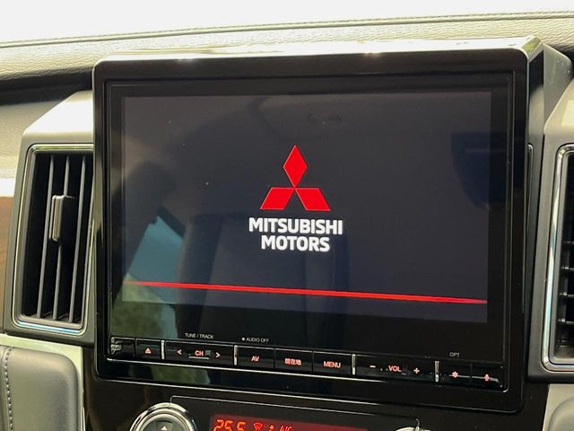 �y����10�C���`�i�r�z�l�C�̏����i�r�𑕔����Ă���܂��B�i�r�̎g���₷���͂������A�I�[�f�B�I�@�\���[��!�L�����v�◷�s�͂������A�ʋ΂┃�����ȂǕ��i�̃h���C�u���y�����Ȃ�͂���