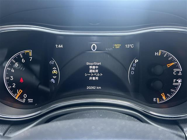 グランドチェロキーアルティテュード 4WD