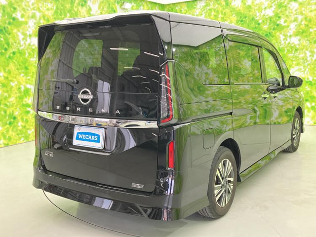 セレナ2.0 ハイウェイスターV