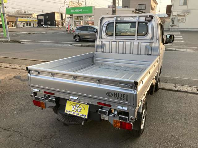 �J�[�i�r�AETC�A�h���C�u���R�[�_�[�ȂǁA���̑��̃p�[�c�̎�t�����ς�̂����k�������Ă���܂�!