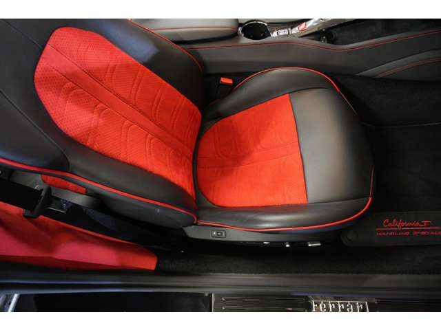 �o�P�b�g�V�[�g�ł͂Ȃ��̂ŏ���Ȃɏ�Ԃ��������X�g���X�Ȃ��ړ��ł���Ǝv���܂��B