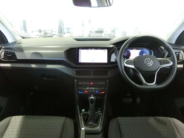 T-CrossTSI アクティブ