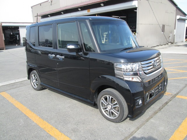 N-BOXカスタムG SSパッケージ 4WD