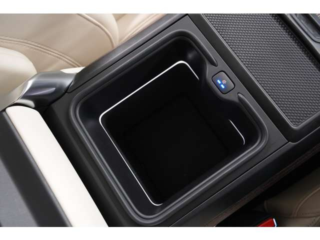 �t�����g�Z���^�[�R���\�[���}���N�[���[�{�b�N�X