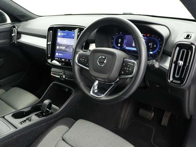 XC40プラス プロ B4 AWD 4WD