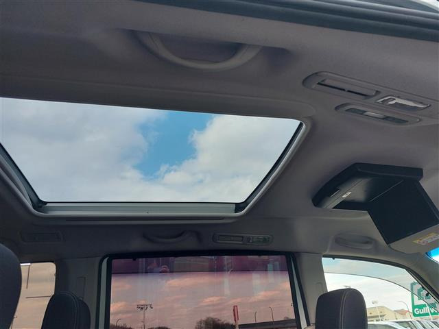 セレナ2.0 ハイウェイスター Vセレクション+Safety II S-HYBRID