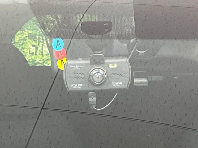 �y�h���C�u���R�[�_�[�z�h���C�u���R�[�_�[����!���s���͂������A������^�]�⎖�̂ɑ��������ہA�f���ŋL�^���A����̃��X�N�ɔ����܂��B���L�^�pSD�J�[�h�͂��q�l�����g�ł��������������K�v������܂��B