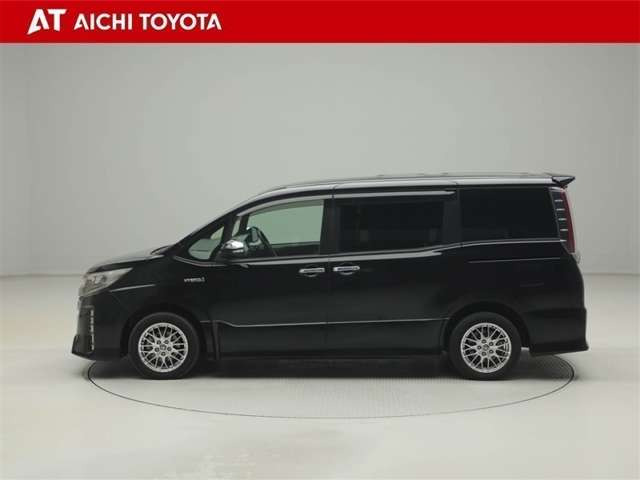 ノア1.8 ハイブリッド Si W×B II