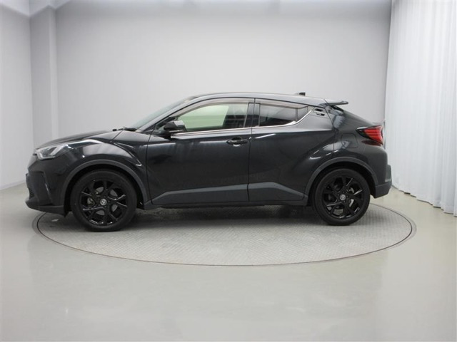 C-HRハイブリッド 1.8 G モード ネロ セーフティ プラス