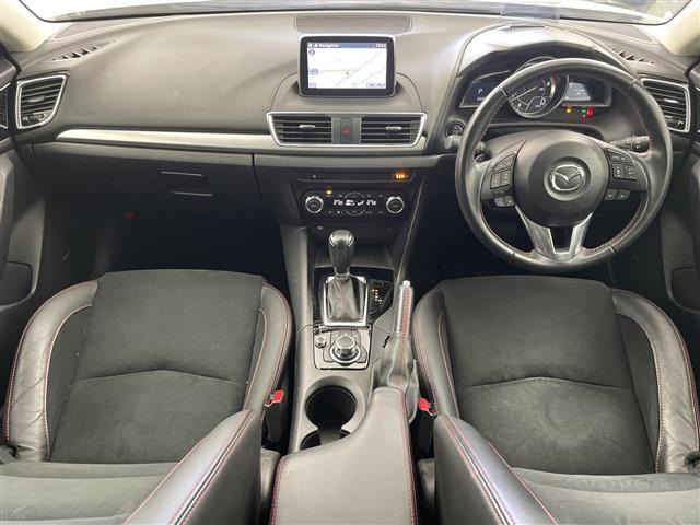 アクセラスポーツ1.5 15XD