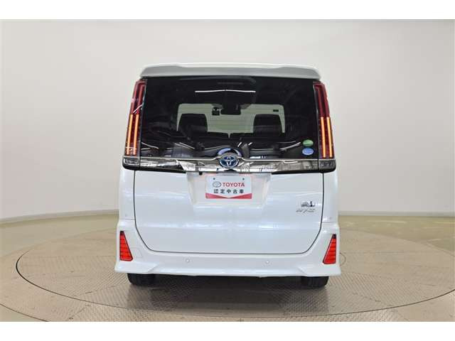 ノア1.8 ハイブリッド Si W×B II