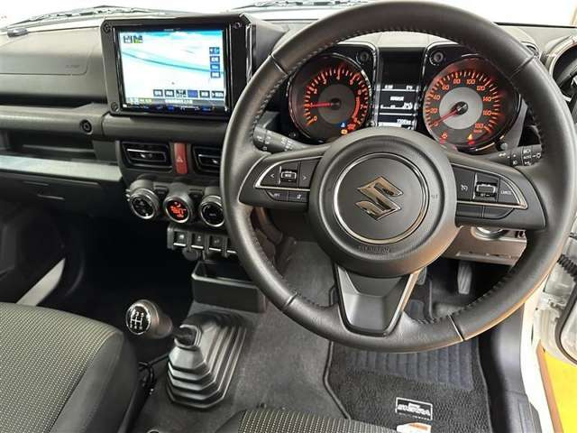 ジムニーシエラ1.5 JC 4WD