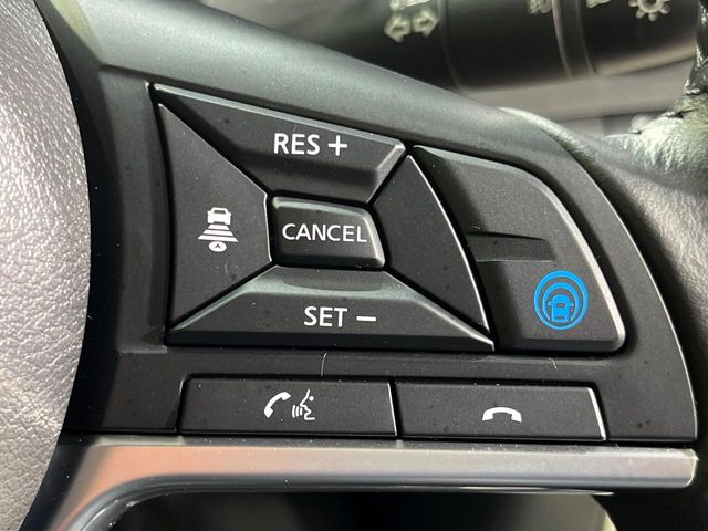 �y�v���p�C���b�g�z�������H�ł̒��������s���y��!!�a�؎��Ə��񑖍s�̃V�[���ŁA�A�N�Z���E�u���[�L�E�X�e�A�����O�������Ő��䂵�A�������^�]�̕��S���y�����Ă���܂���