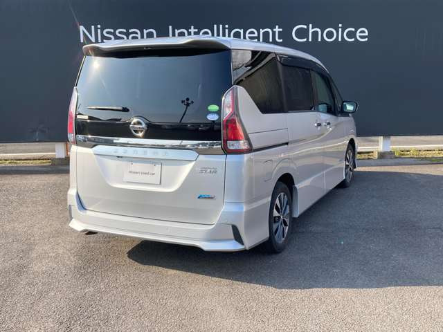 セレナ2.0 ハイウェイスター プロパイロット エディション