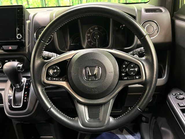 �y�����v�����X�e�A�����O�z�㎿�Ȋv���g�p���邱�ƂŁA��ɂ����������݂ƂĂ��^�]���₷���n���h���ł���