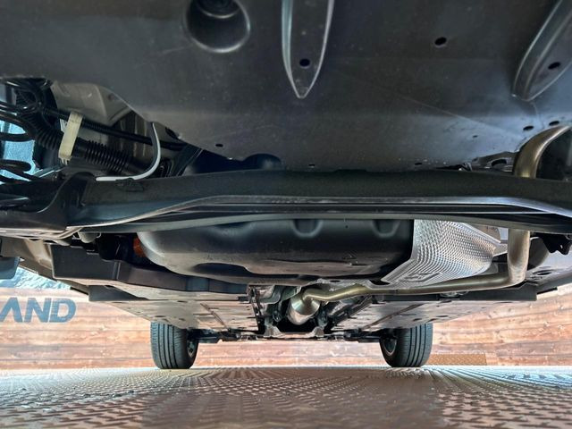 ����肪���ꂢ�Ȃ����ɁA�h�K���H�̎{�H���I�X�X���B�~��n��͂������A���ݕ��ɂ��Z���̕���A��Ń}�����E�E�B���^�[�X�|�[�c���������ɂ��D�]���������Ă���܂��B