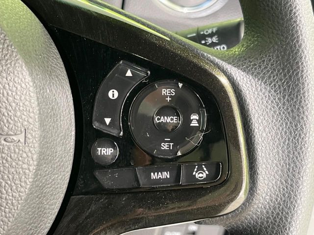 �y�A�_�v�e�B�u�N���[�Y�R���g���[���z�������H�ł̒��������s���y��!!�����ő��x��ۂN���[�Y�R���g���[�����A�Փˌy���V�X�e���ƘA�g���A�O���̎ԗ������m���ĎԊԂ�ۂ悤�ɑ��x���߂��Ă���܂�!!