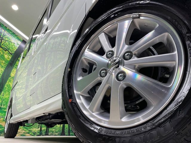 �y����14�C���`�A���~�z�C�[���z�O�ςɃ}�b�`���������A���~�z�C�[���𑕒����Ă���܂��B�e��ЊO�A���~�z�C�[����A�X�^�b�h���X�^�C�����戵�����Ă���܂��B���񂲑��k����������