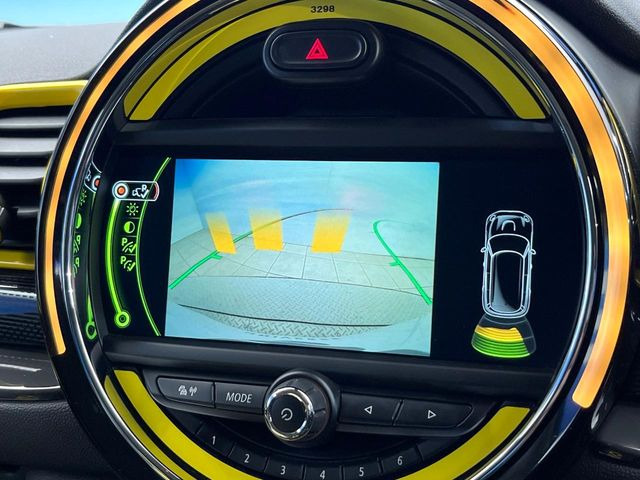 ���o�b�N�J����:�֗��ȁy�o�b�N�J�����z�ň��S�m�F���ł��܂��B���Ԃ����ȕ��ɂ��I�X�X���ȕ֗��@�\�ł��B