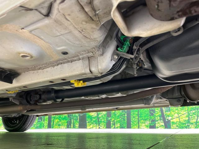 下回りがきれいなうちに、防錆加工の施工がオススメ。降雪地域はもちろん、沿岸部にお住いの方や、趣味でマリン・ウィンタースポーツをされる方にご好評いただいております。