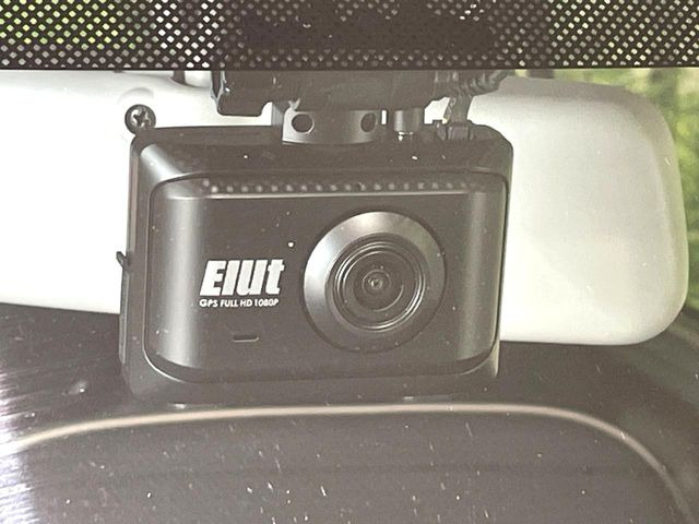 �y�h���C�u���R�[�_�[�z�h���C�u���R�[�_�[����!���s���͂������A������^�]�⎖�̂ɑ��������ہA�f���ŋL�^���A����̃��X�N�ɔ����܂��B���L�^�pSD�J�[�h�͂��q�l�����g�ł��������������K�v������܂��B