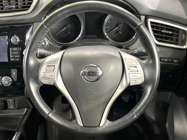 �y�N���[�Y�R���g���[���z�������H�����N���N���s�B�A�N�Z���𗣂��Ă���葬�x�ő��s���ł��A�������^�]���̕��S���y��!�����E�������ȒP�ȃX�C�b�`����Œ����ł��܂��B